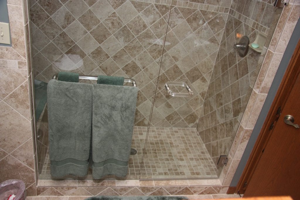 Comment faire une douche sans seuil ?